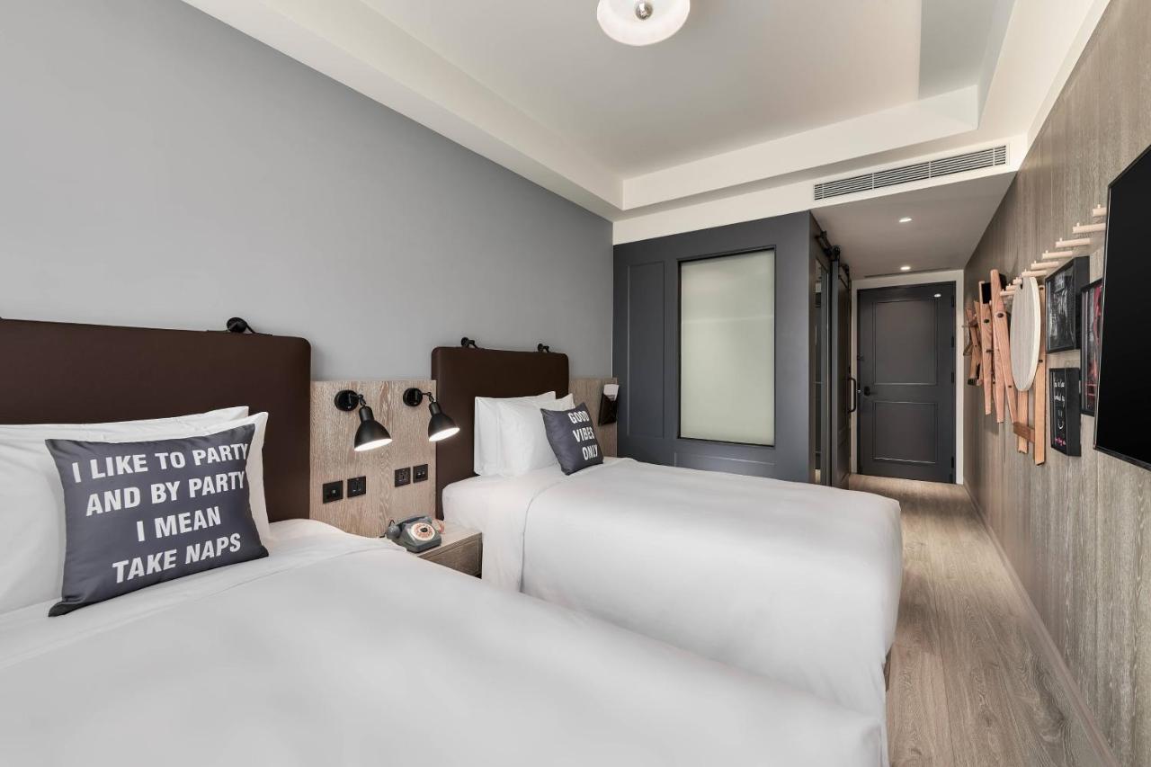 Moxy Taichung Hotel Екстериор снимка